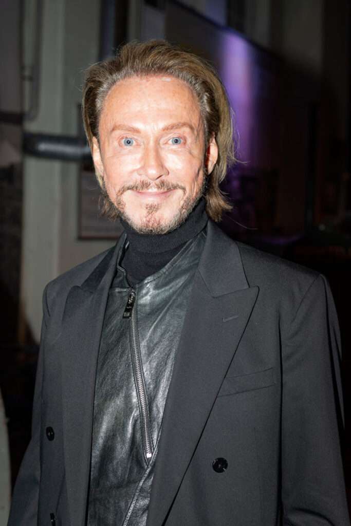 Christer Lindarw Sjuk