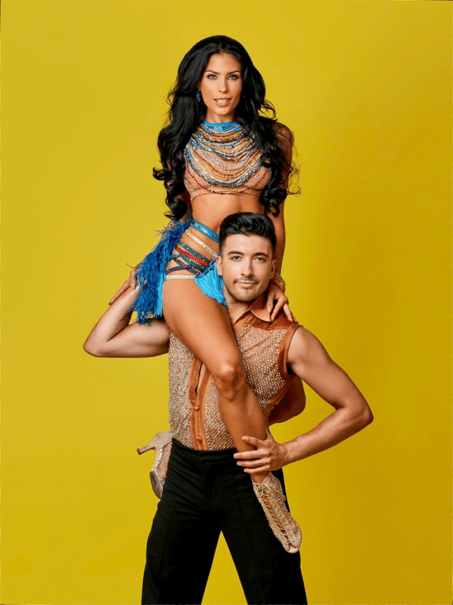 Jasmine Takacs Ursprung