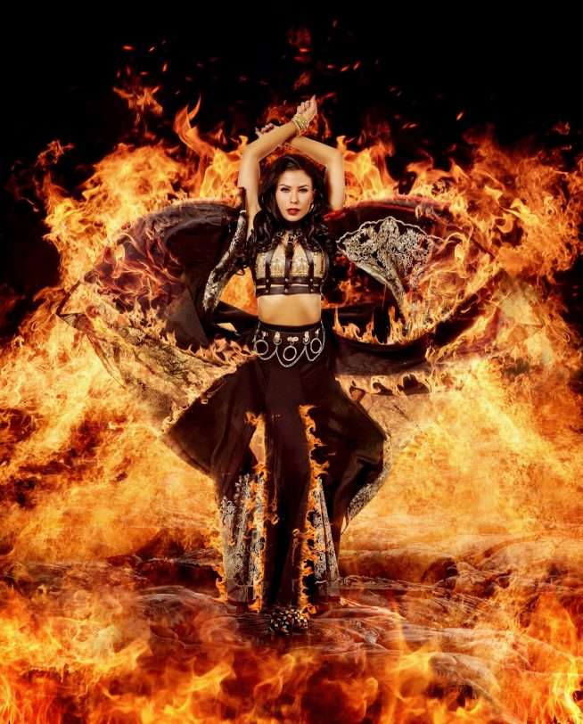 Jasmine Takacs Ursprung