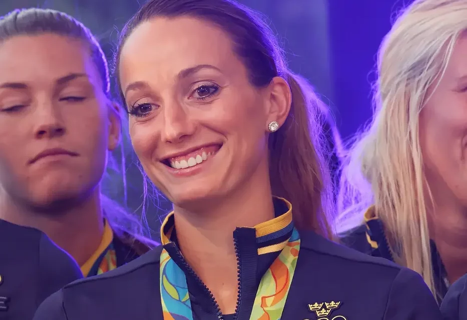 Kosovare Asllani Familj