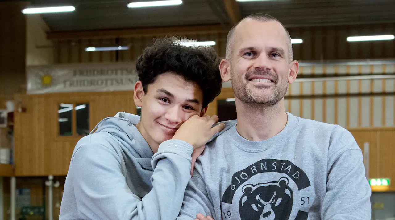 Vem är Mamma Till Melwin Holm?