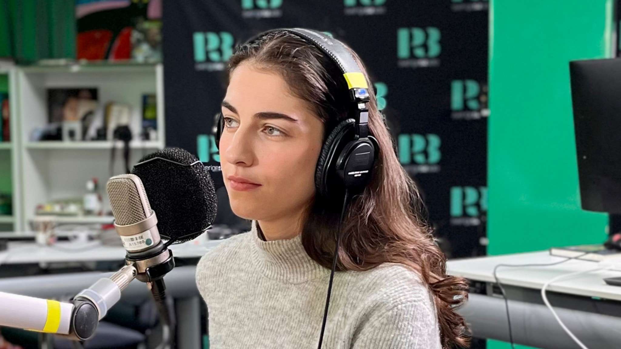Romina Pourmokhtari Mamma Och Pappa